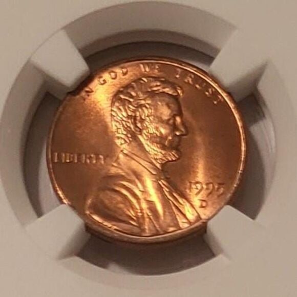 1995 D Lincoln Memorial Cent MS68 RED NGC - Picture 3 of 4